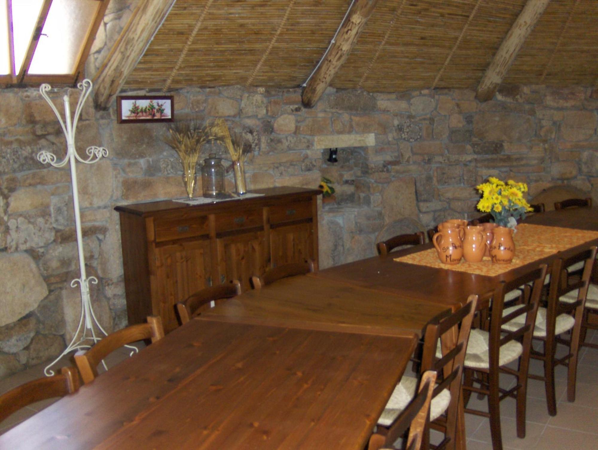 Agriturismo Sa Perda Marcada アルブス エクステリア 写真